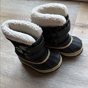Sorel waterproof baby Winter Boots